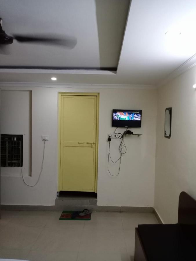 S S Hotel And Restaurant By Wb Economy Jaunpur Dış mekan fotoğraf