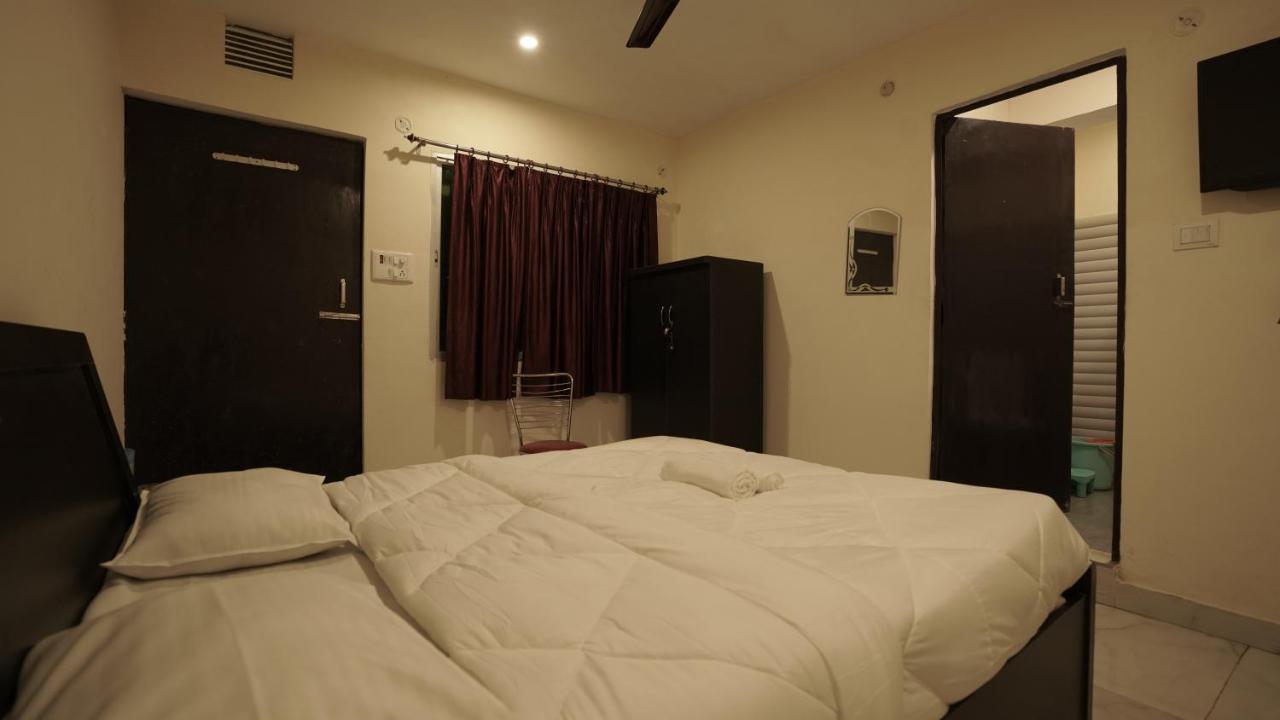 S S Hotel And Restaurant By Wb Economy Jaunpur Dış mekan fotoğraf